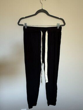 Mindy Mae’s Market Black Jogger Pants L Lounge Sweatpants Drawstring Casual Comf